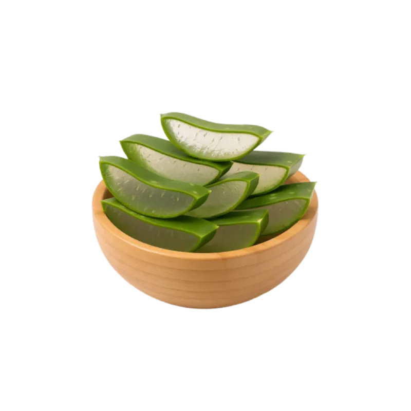 عکس چند تکه برگ آلوئورا تازه در کاسه چوبی