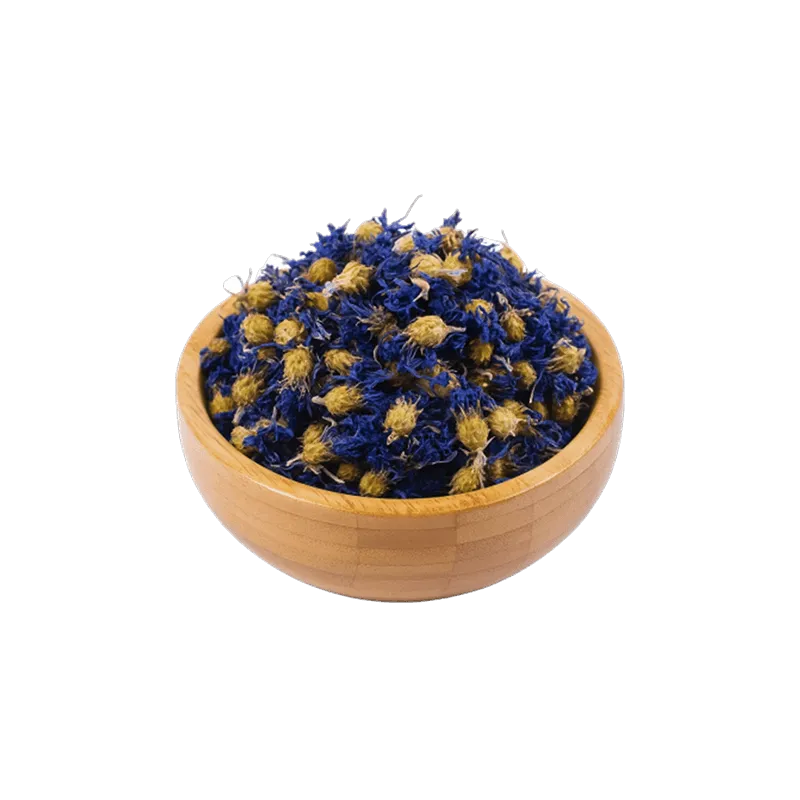 عکس مقداری گل گندم خشک شده در کاسه چوبی